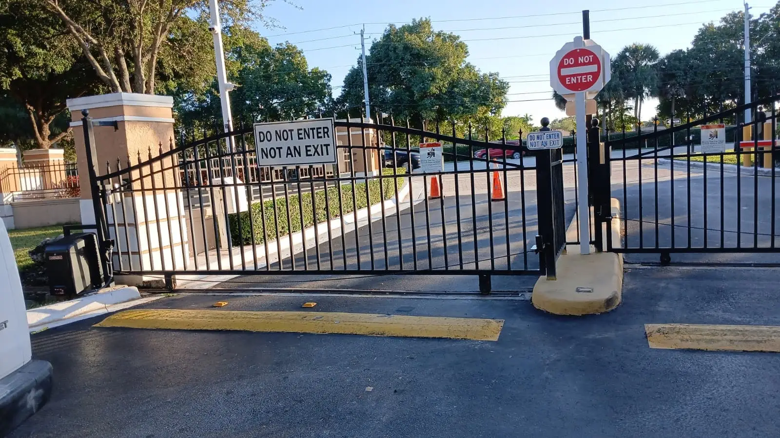 Emergency Gate Repair — Electric Gate Repair Services